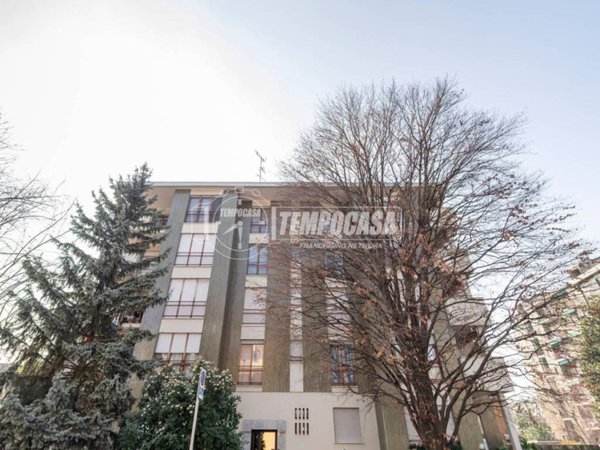 casa indipendente in vendita a Milano in zona Turro