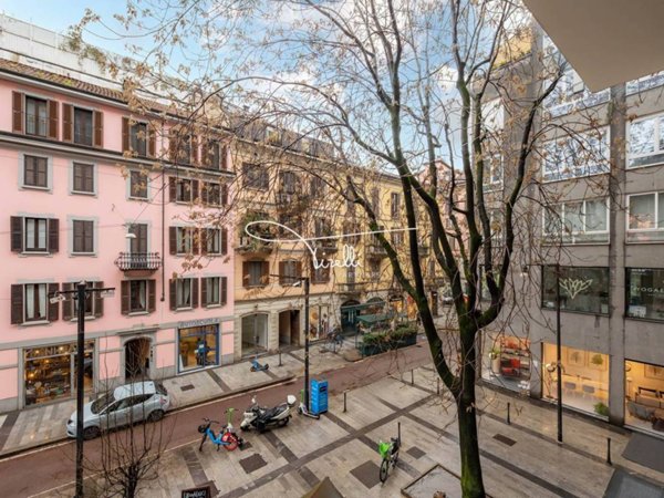 appartamento in vendita a Milano in zona Porta Garibaldi