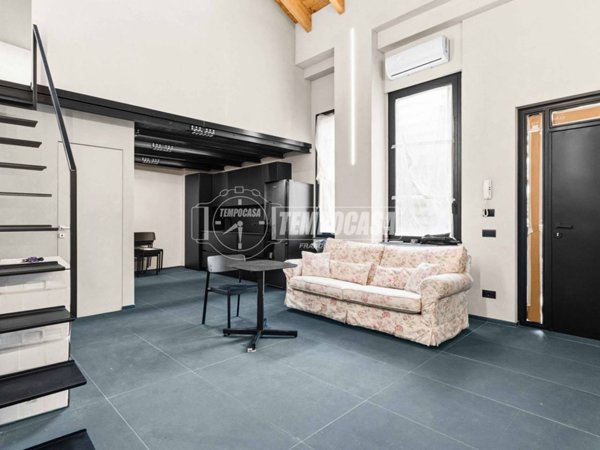 appartamento in vendita a Milano in zona Conchetta