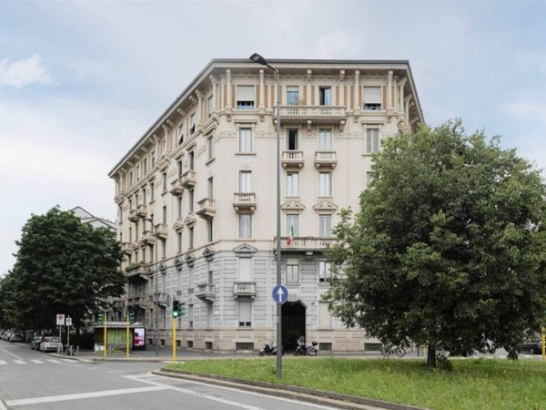 appartamento in vendita a Milano in zona Solari