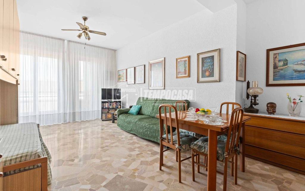 appartamento in vendita a Milano in zona Bocconi