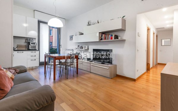 appartamento in vendita a Milano in zona Dergano
