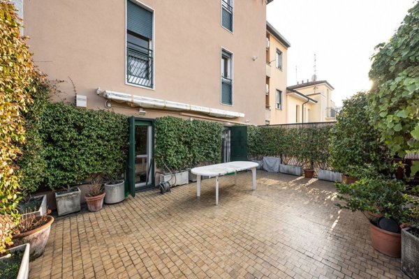 appartamento in vendita a Milano in zona Sempione