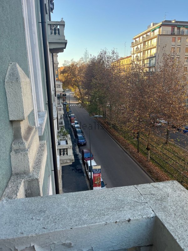 appartamento in vendita a Milano in zona Sempione