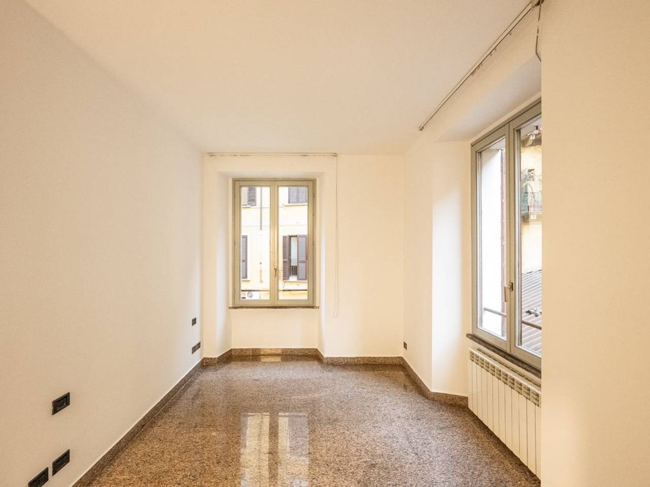 appartamento in vendita a Milano in zona Porta Nuova