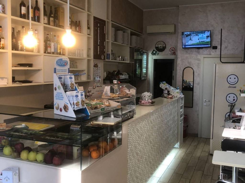 negozio in vendita a Milano in zona Città Studi