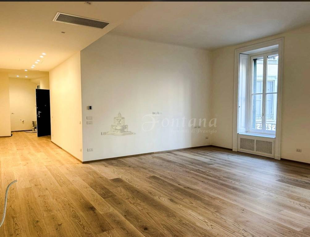 appartamento in vendita a Milano in zona Cadorna