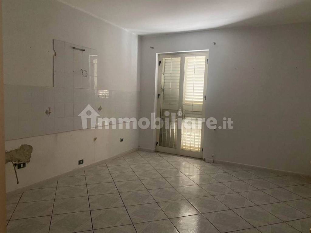 appartamento in vendita a Milano in zona Corvetto