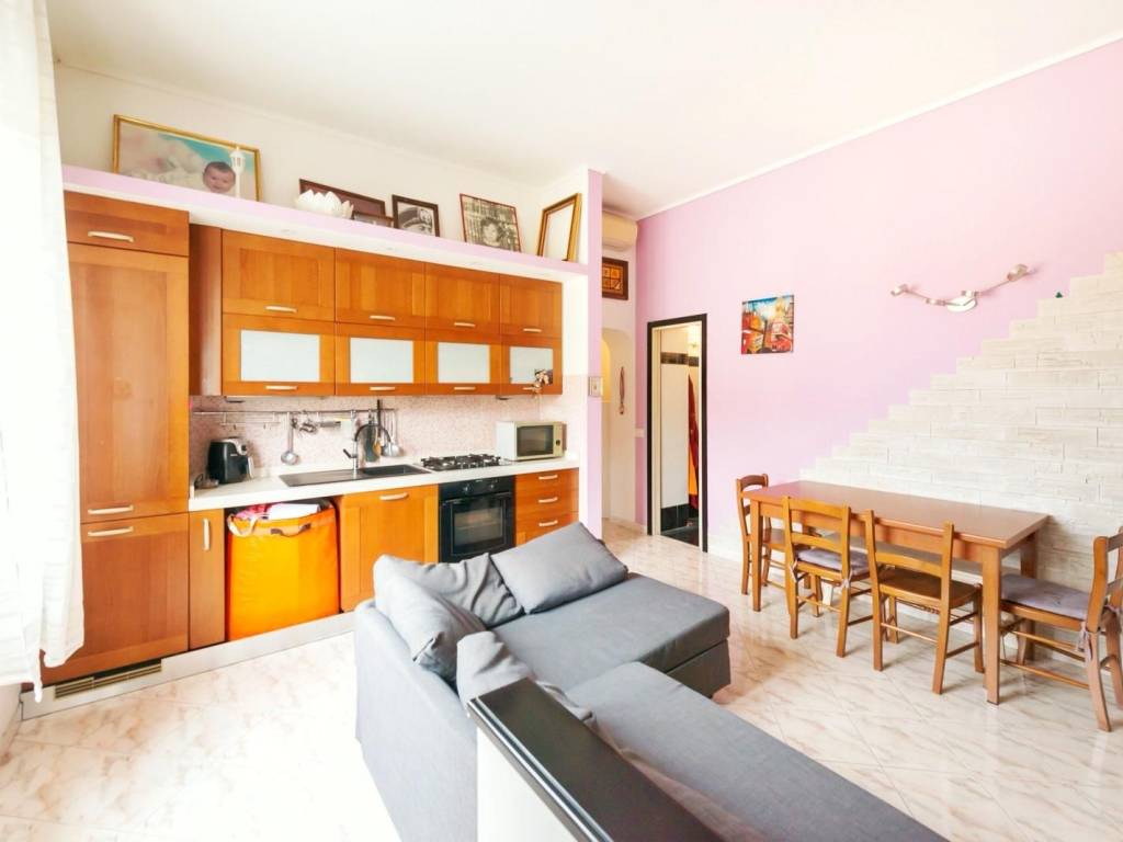 appartamento in vendita a Milano in zona Crescenzago