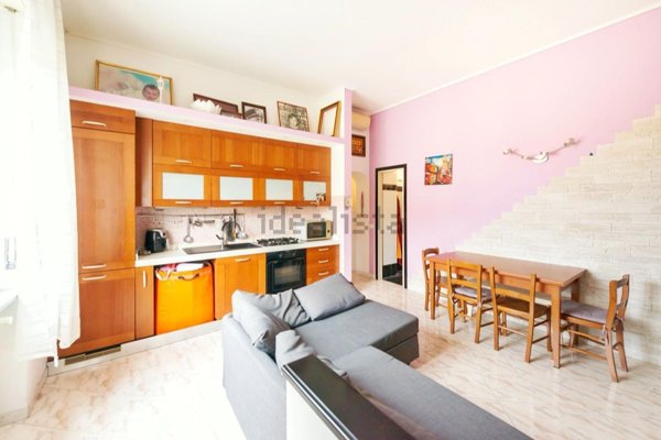 appartamento in vendita a Milano in zona Crescenzago