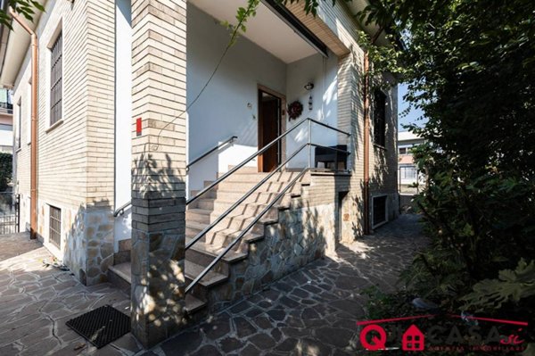 casa indipendente in vendita a Milano in zona Comasina