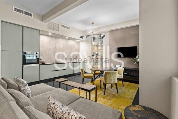 appartamento in vendita a Milano in zona Porta Nuova