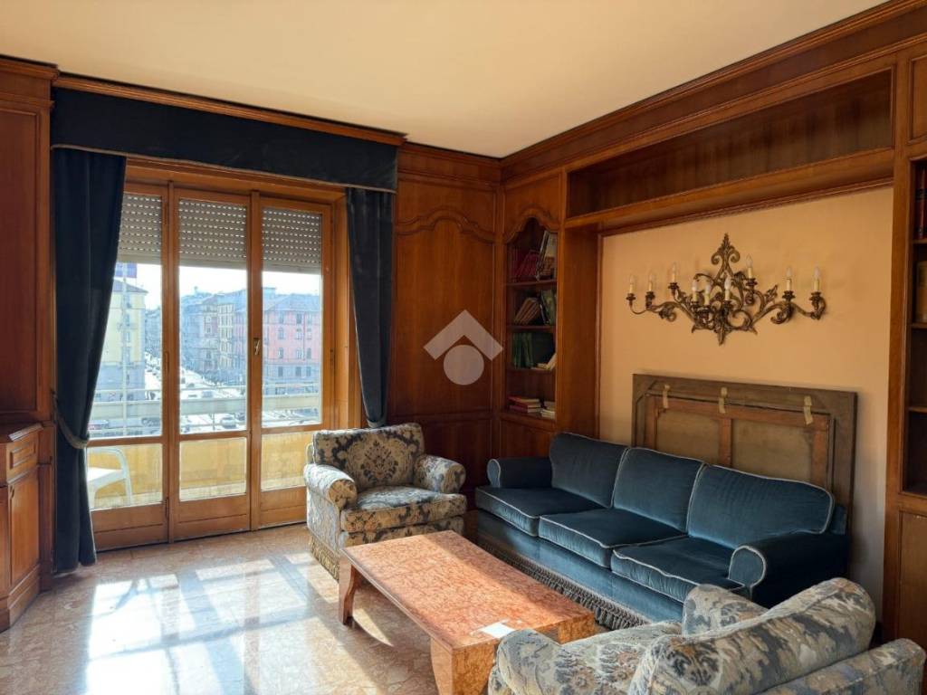 appartamento in vendita a Milano in zona Centro Direzionale