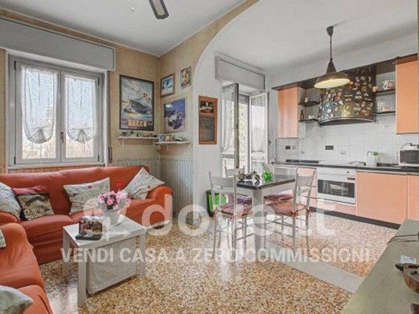 appartamento in vendita a Milano in zona Baggio