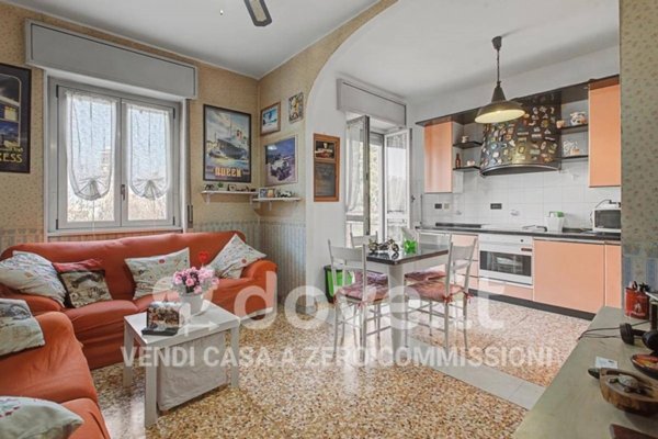 appartamento in vendita a Milano in zona Baggio