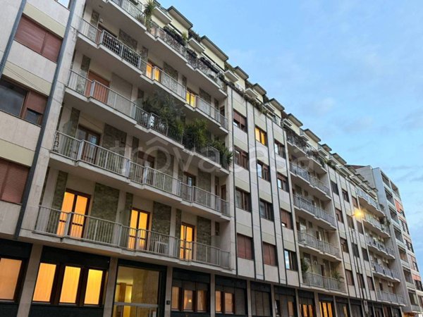 appartamento in vendita a Milano in zona Guastalla