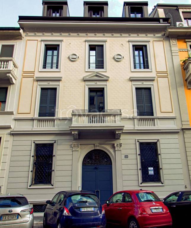 appartamento in vendita a Milano in zona Città Studi