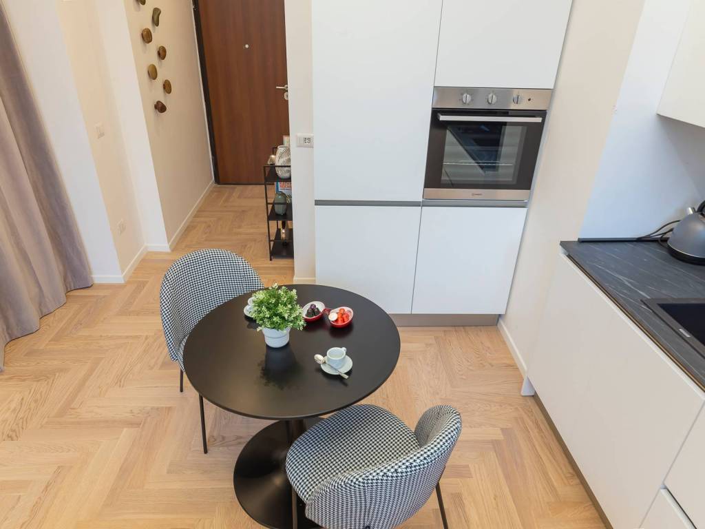 appartamento in vendita a Milano in zona Porta Vittoria