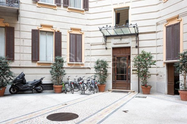 appartamento in vendita a Milano in zona Cadorna