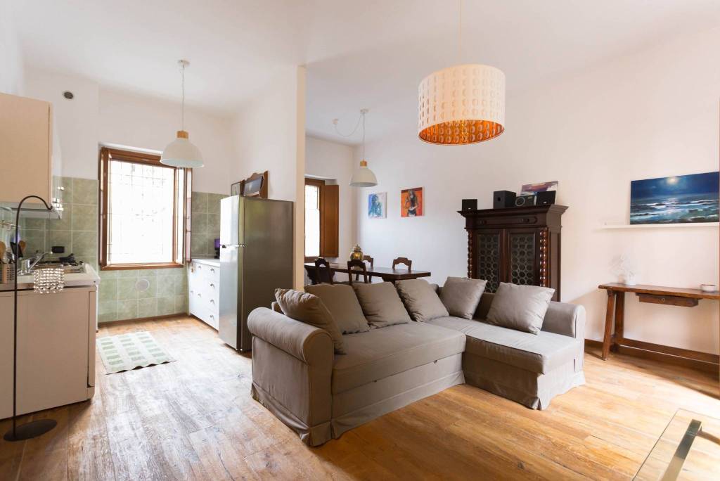 appartamento in vendita a Milano in zona Quinto Romano