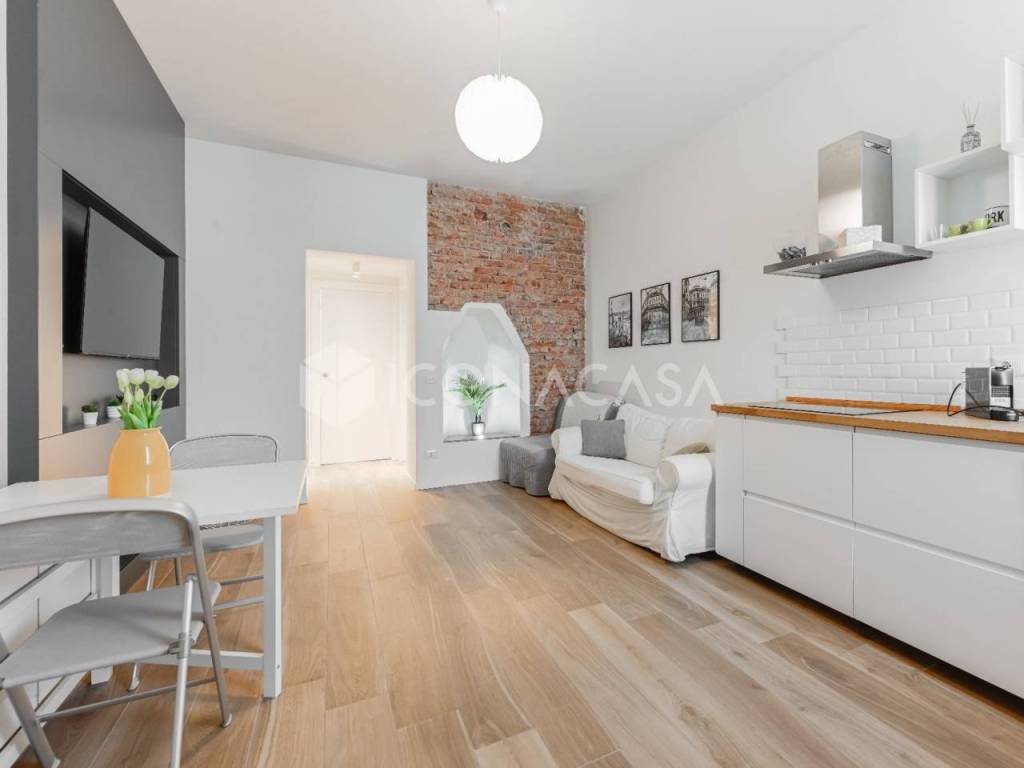 appartamento in vendita a Milano in zona Città Studi