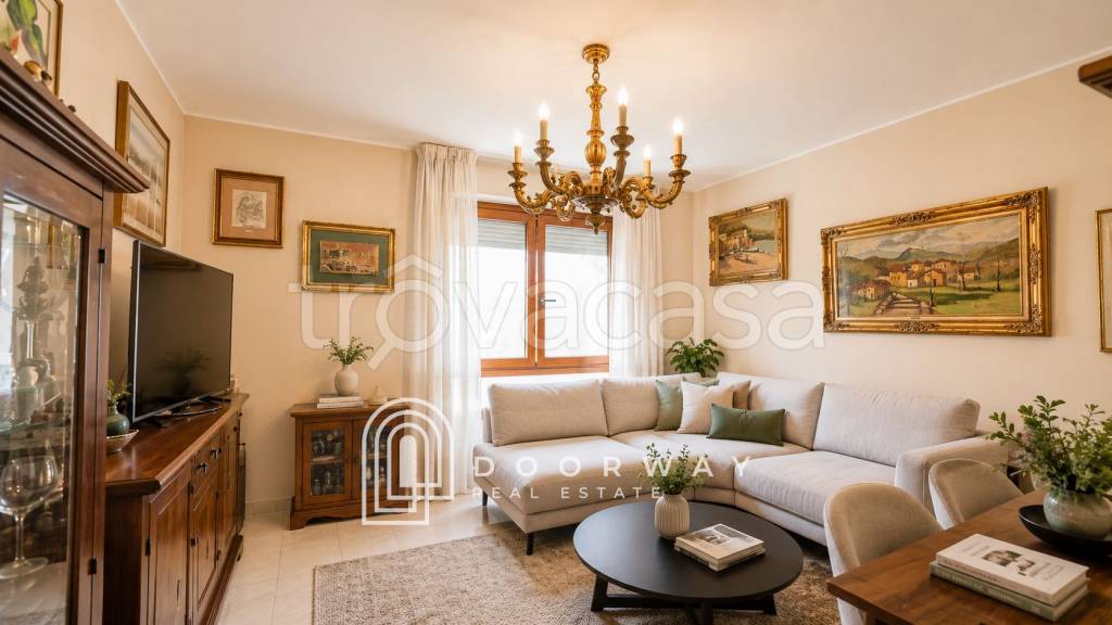 appartamento in vendita a Milano in zona Quartiere degli Olmi