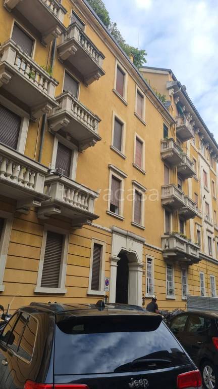 appartamento in vendita a Milano in zona Città Studi