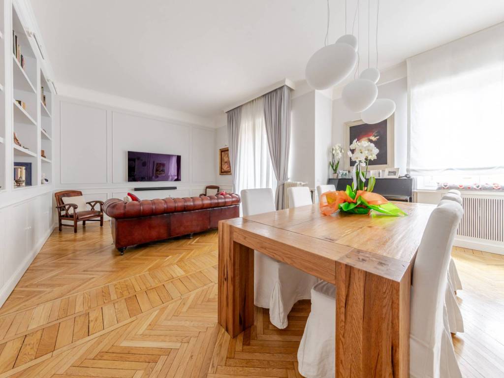 appartamento in vendita a Milano in zona Solari