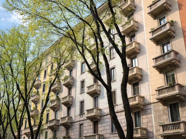 appartamento in vendita a Milano in zona Sempione