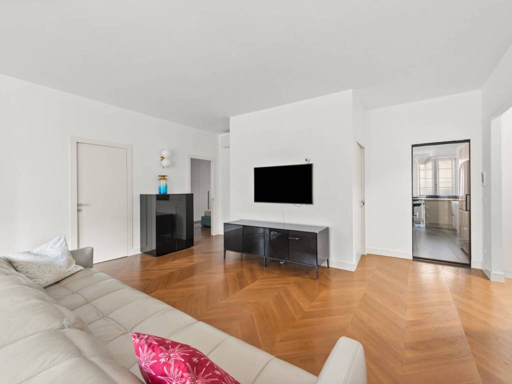 appartamento in vendita a Milano in zona Città Studi