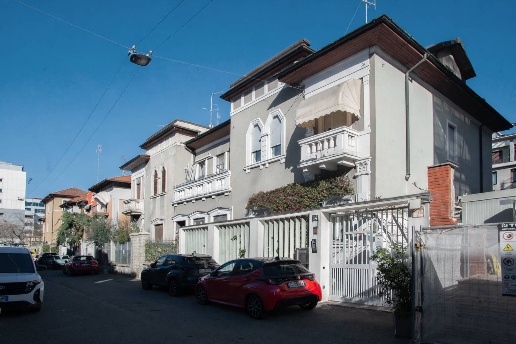 casa indipendente in vendita a Milano in zona Porta Vittoria