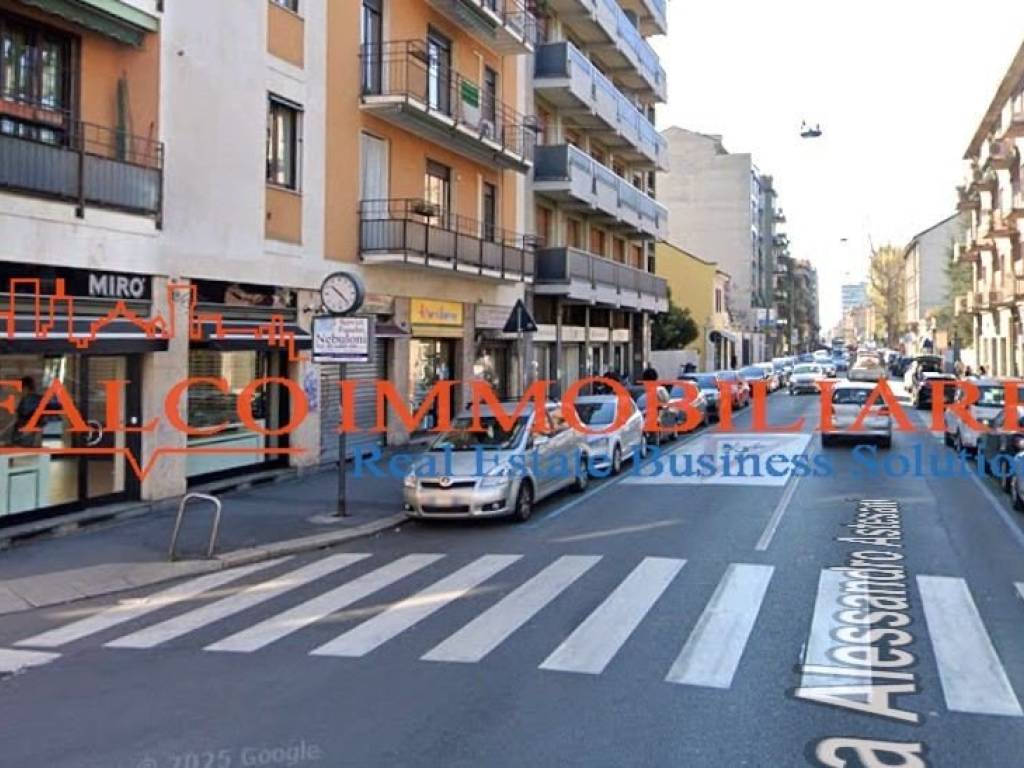 negozio in vendita a Milano in zona Affori