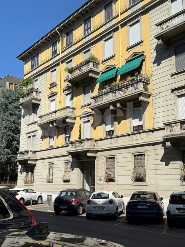 appartamento in vendita a Milano in zona Porta Romana