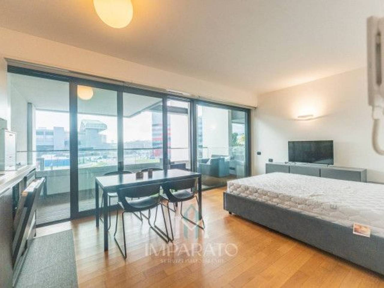 appartamento in vendita a Milano in zona Il Portello