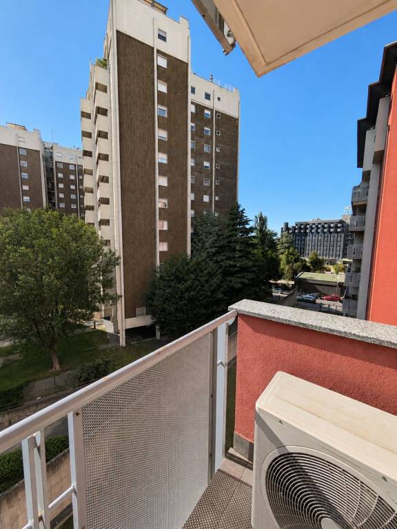 appartamento in vendita a Milano in zona Bruzzano