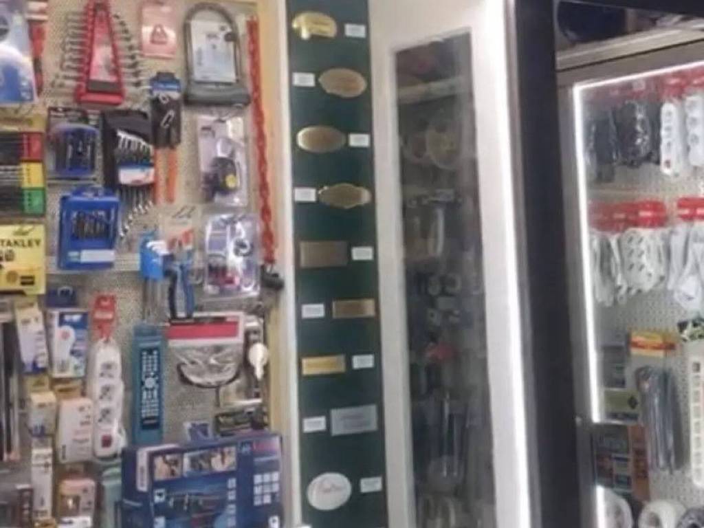 negozio in vendita a Milano in zona Porta Vittoria