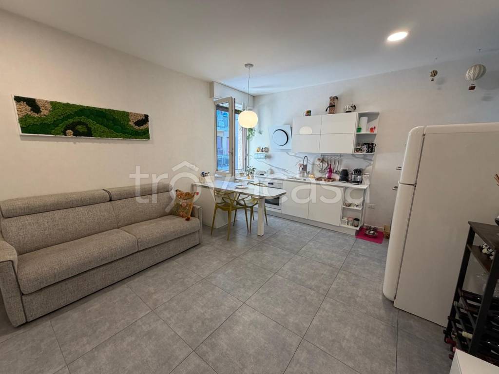 appartamento in vendita a Milano in zona Stazione Centrale