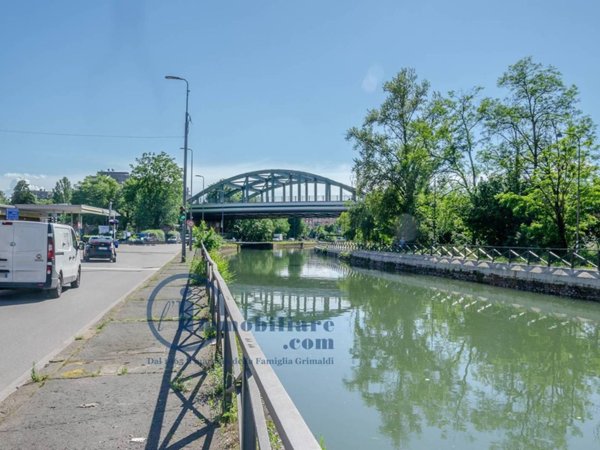 appartamento in vendita a Milano in zona Ronchetto sul Naviglio