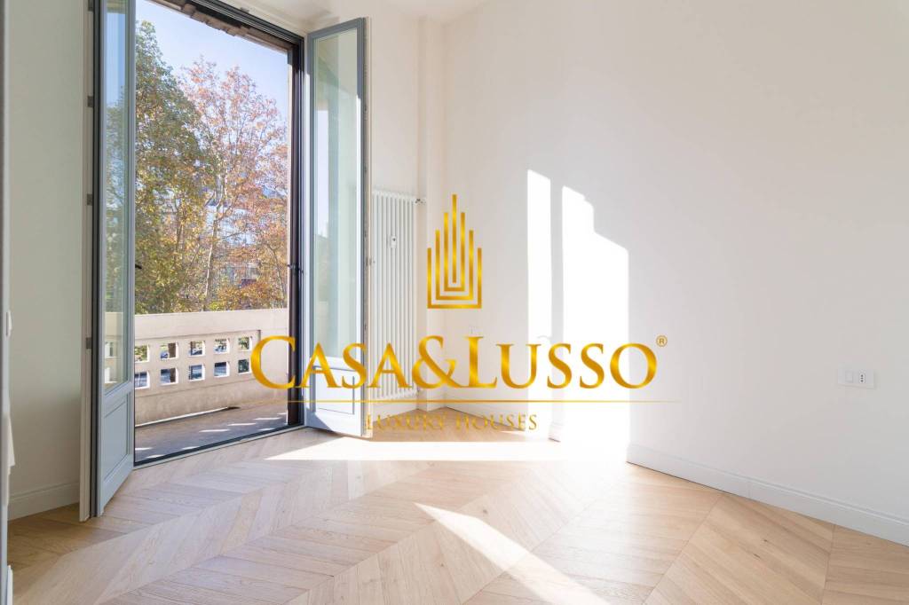 appartamento in vendita a Milano in zona Sempione