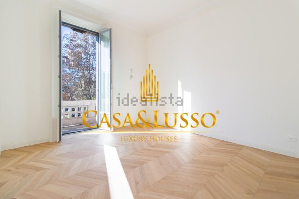 appartamento in vendita a Milano in zona Sempione