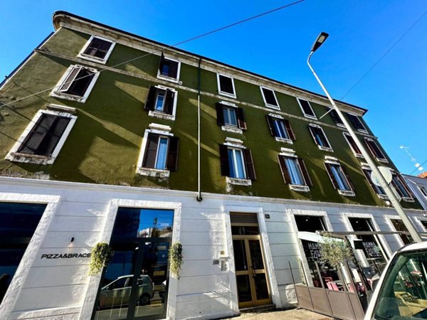 appartamento in vendita a Milano in zona Vigentino
