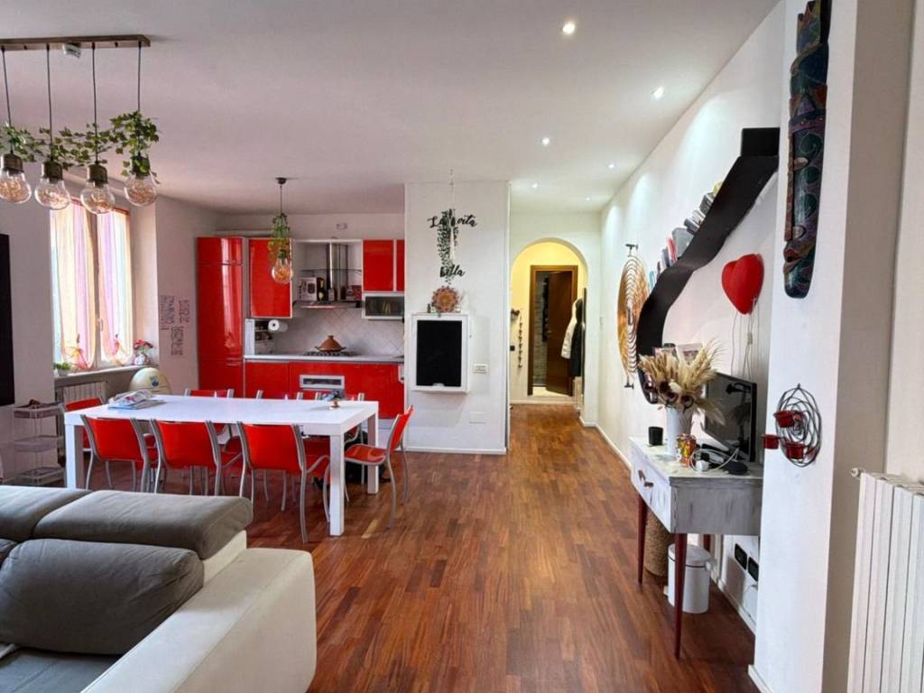 appartamento in vendita a Milano in zona Porta Venezia