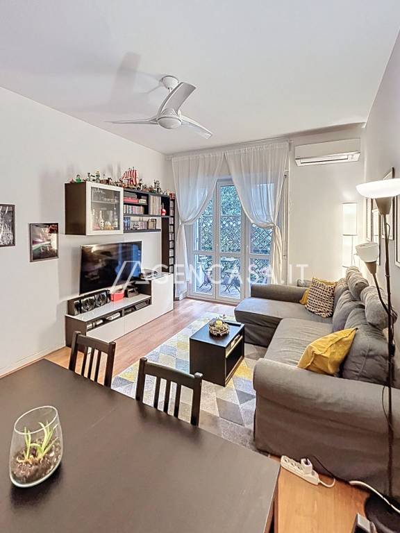 appartamento in vendita a Milano in zona Piazzale Lodi