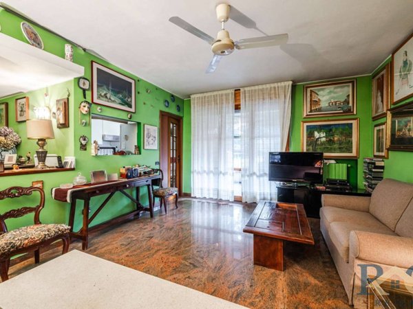 appartamento in vendita a Milano in zona Vigentino