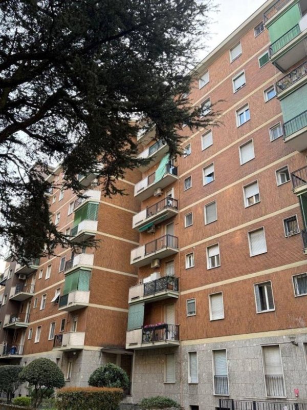 appartamento in vendita a Milano in zona Bicocca