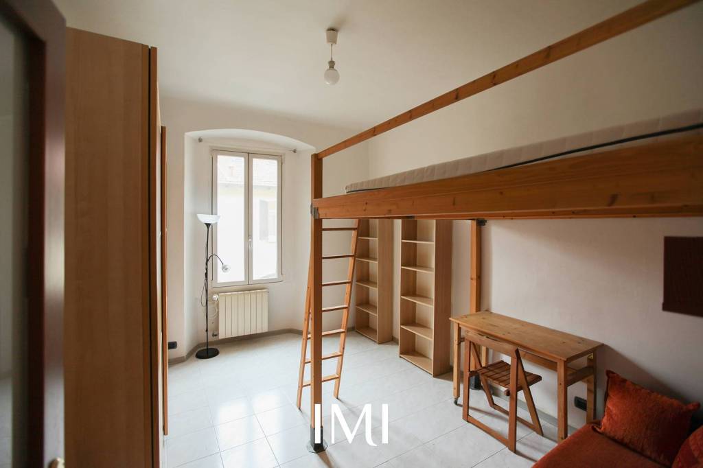 appartamento in vendita a Milano in zona Solari