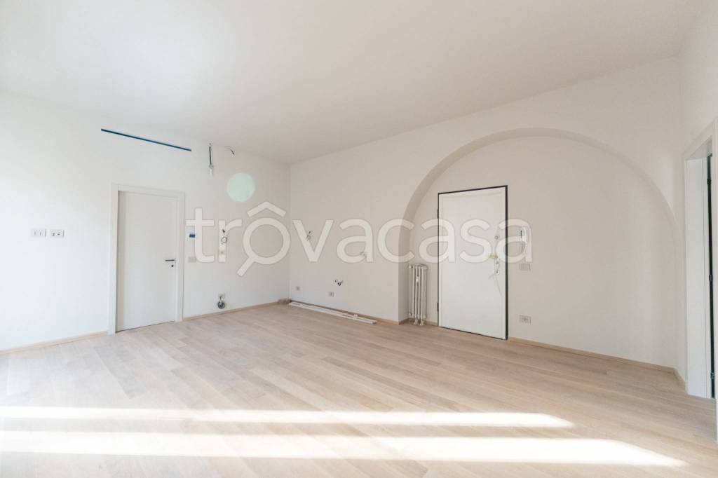 appartamento in vendita a Milano in zona Loreto