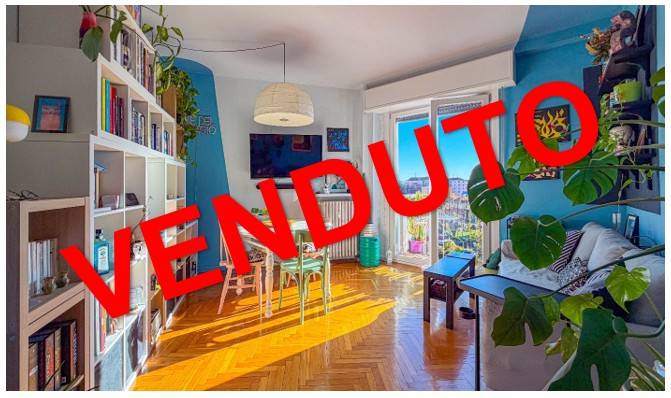 appartamento in vendita a Milano in zona Città Studi