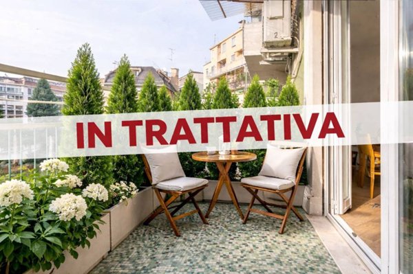 appartamento in vendita a Milano in zona Sant'Ambrogio