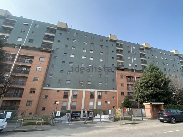 appartamento in vendita a Milano in zona Barona